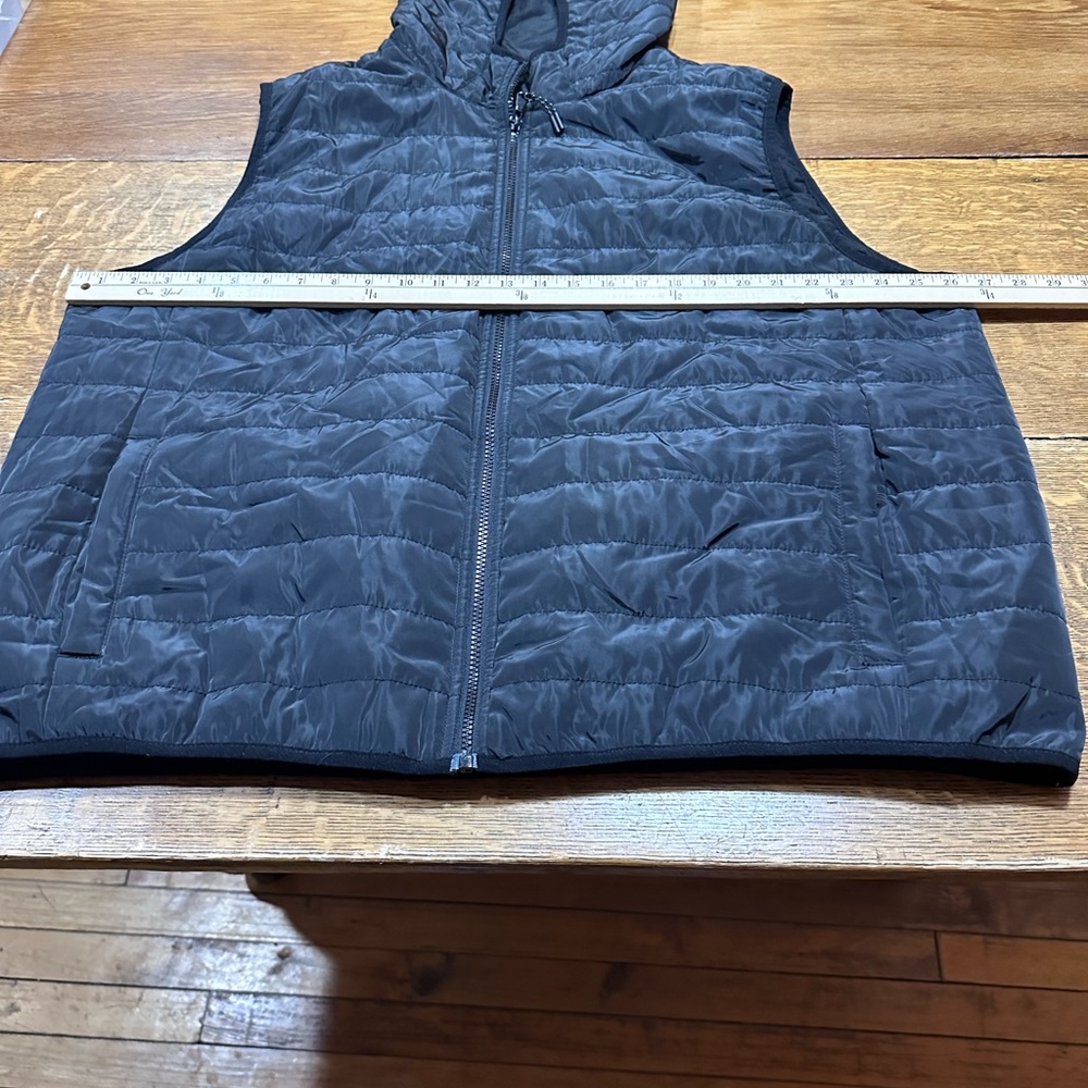Edgar + Ash Black Hooded Vest‎ sz 2XL quilted puffer. Green lid bin - Picture 3 of 8